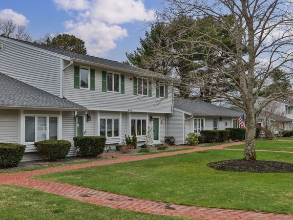 174 Lowell Rd, Unit 76, Mashpee, MA 02649