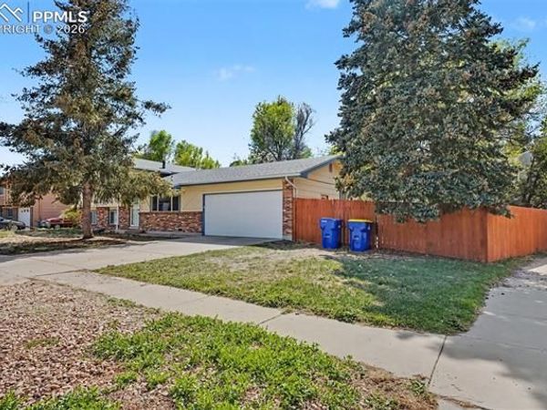 3696 Haven Circle, Colorado Springs, CO 80917