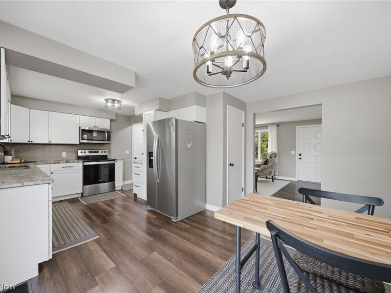 3295 Easton Street NE, Canton, OH 44721 Photo 11