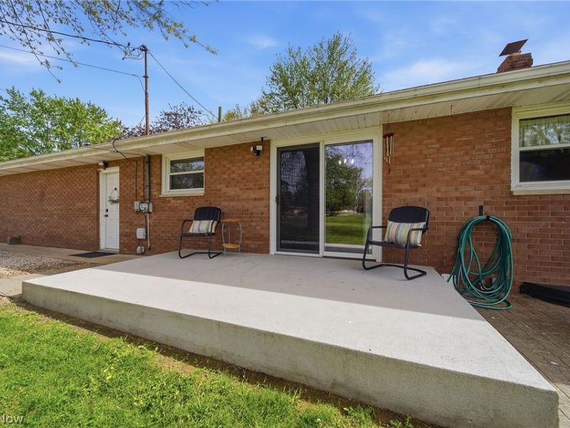 3295 Easton Street NE, Canton, OH 44721 Photo 32