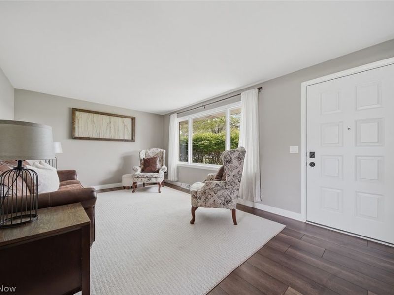 3295 Easton Street NE, Canton, OH 44721 Photo 6