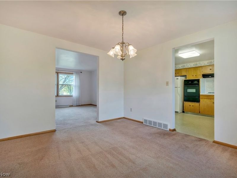 5205 Huckleberry Street NW, North Canton, OH 44720 Photo 10