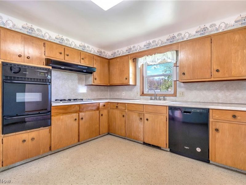 5205 Huckleberry Street NW, North Canton, OH 44720 Photo 14