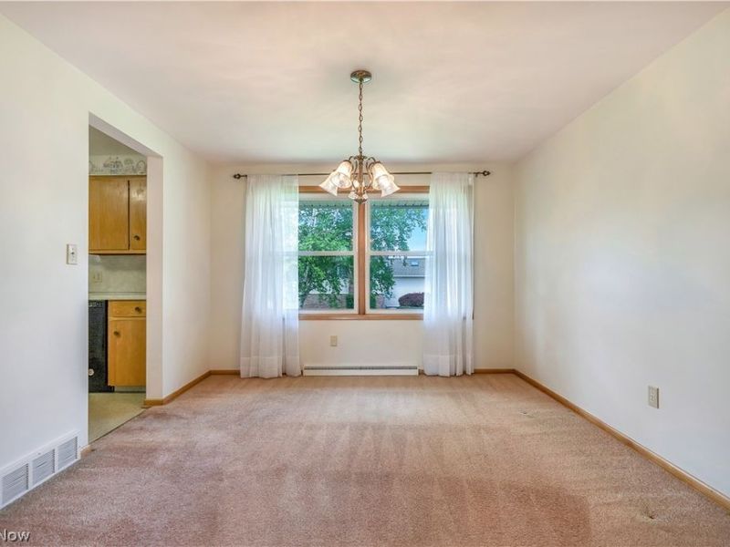 5205 Huckleberry Street NW, North Canton, OH 44720 Photo 9