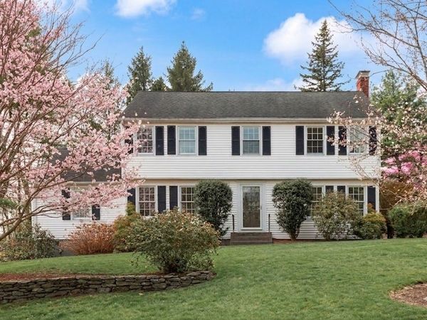 63 Blacksmith Dr, Sudbury, MA 01776