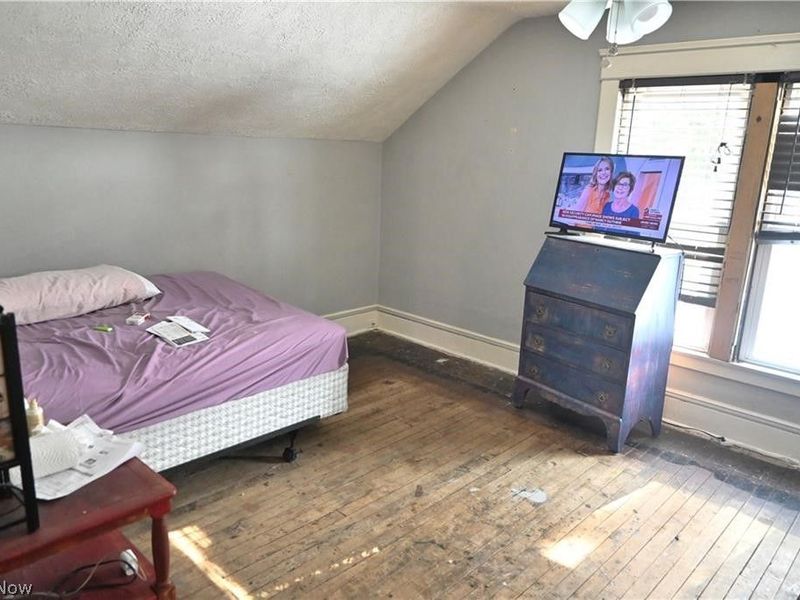 1727 E 49th Street, Ashtabula, OH 44004 Photo 14