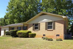 311 Spartan Drive  photo 4