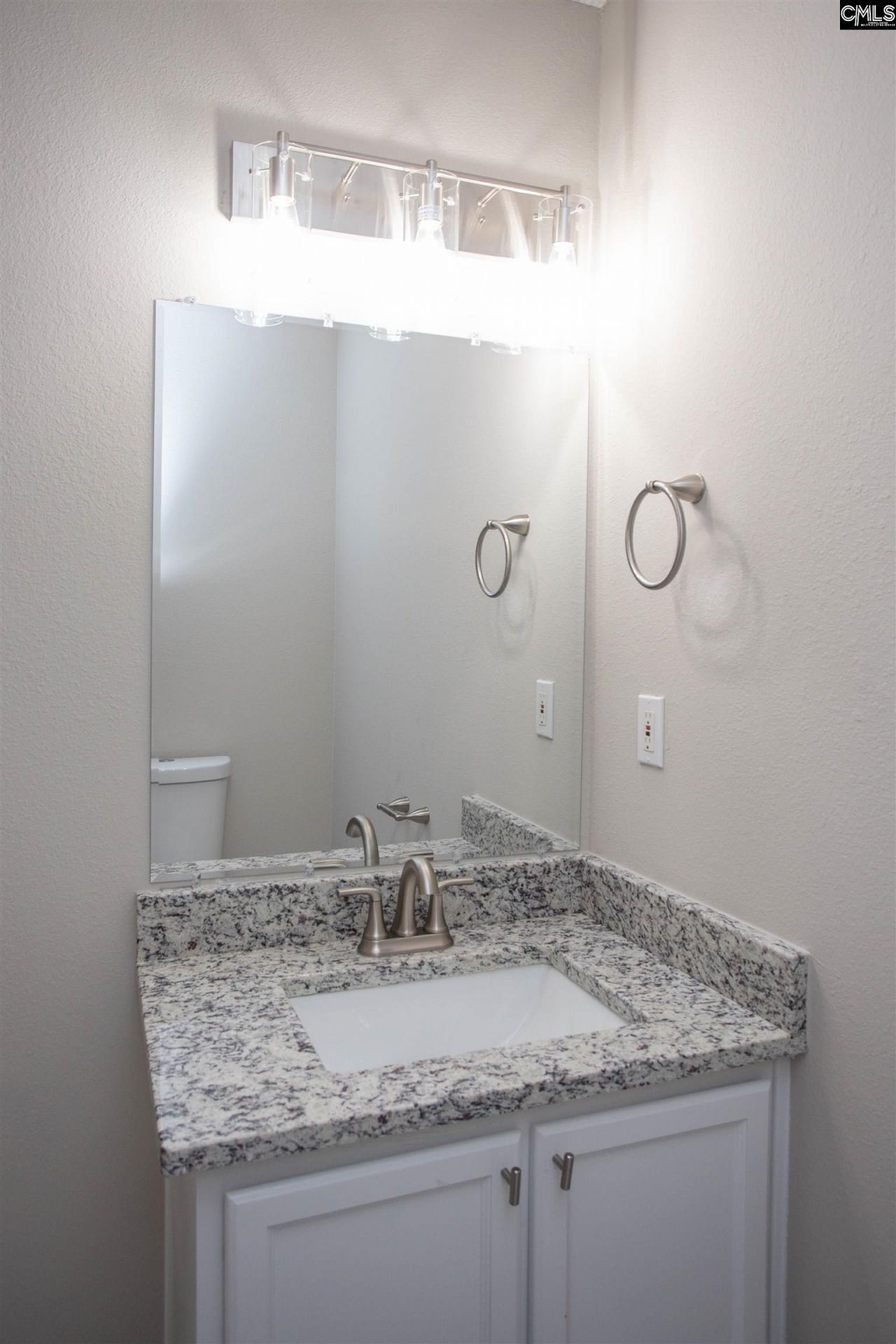 109 Kingston Trace Road Photo 17