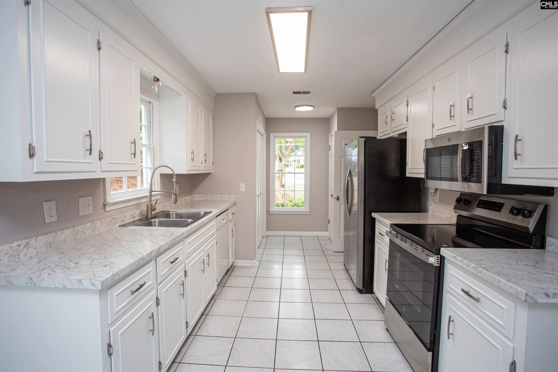 208 Riverwalk Way Photo 10