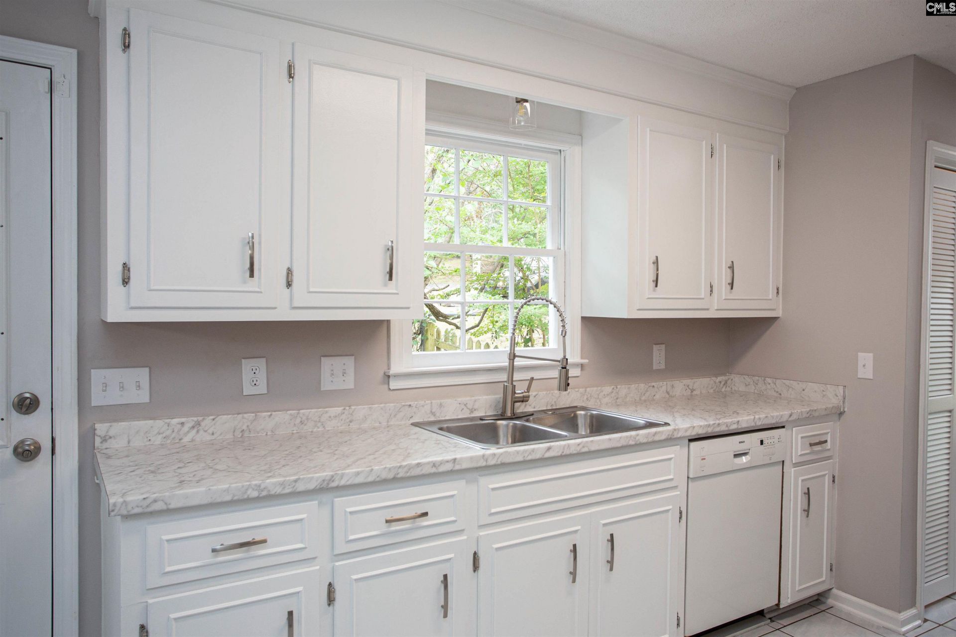 208 Riverwalk Way Photo 11