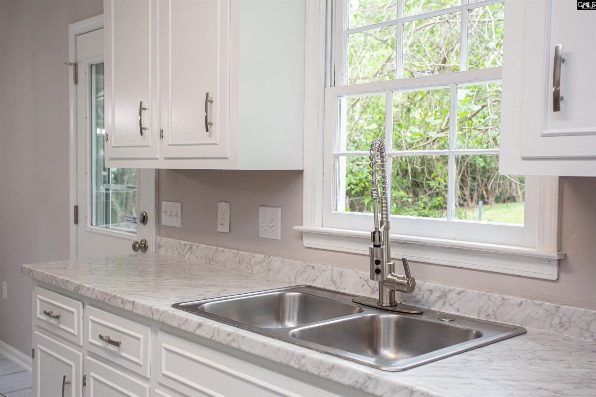 208 River Walk Way  Photo 12