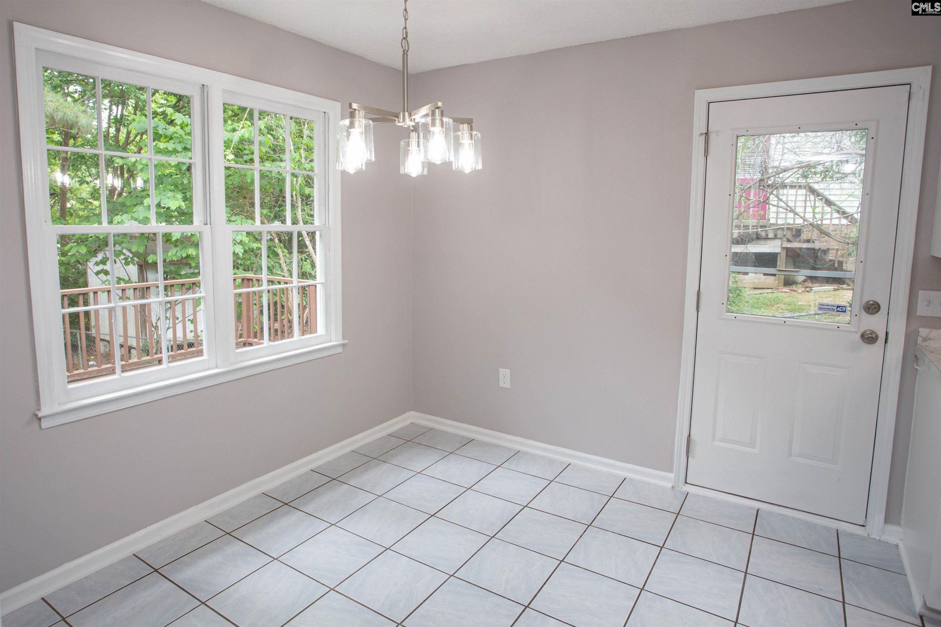 208 Riverwalk Way Photo 13
