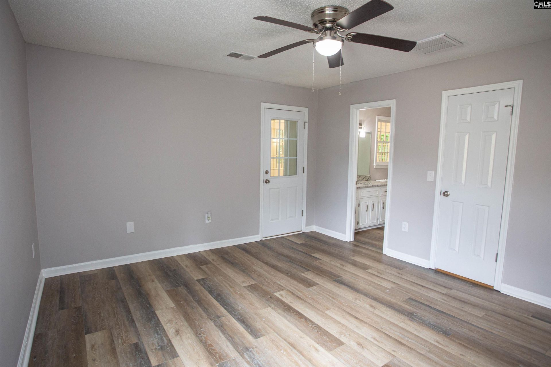 208 Riverwalk Way Photo 24
