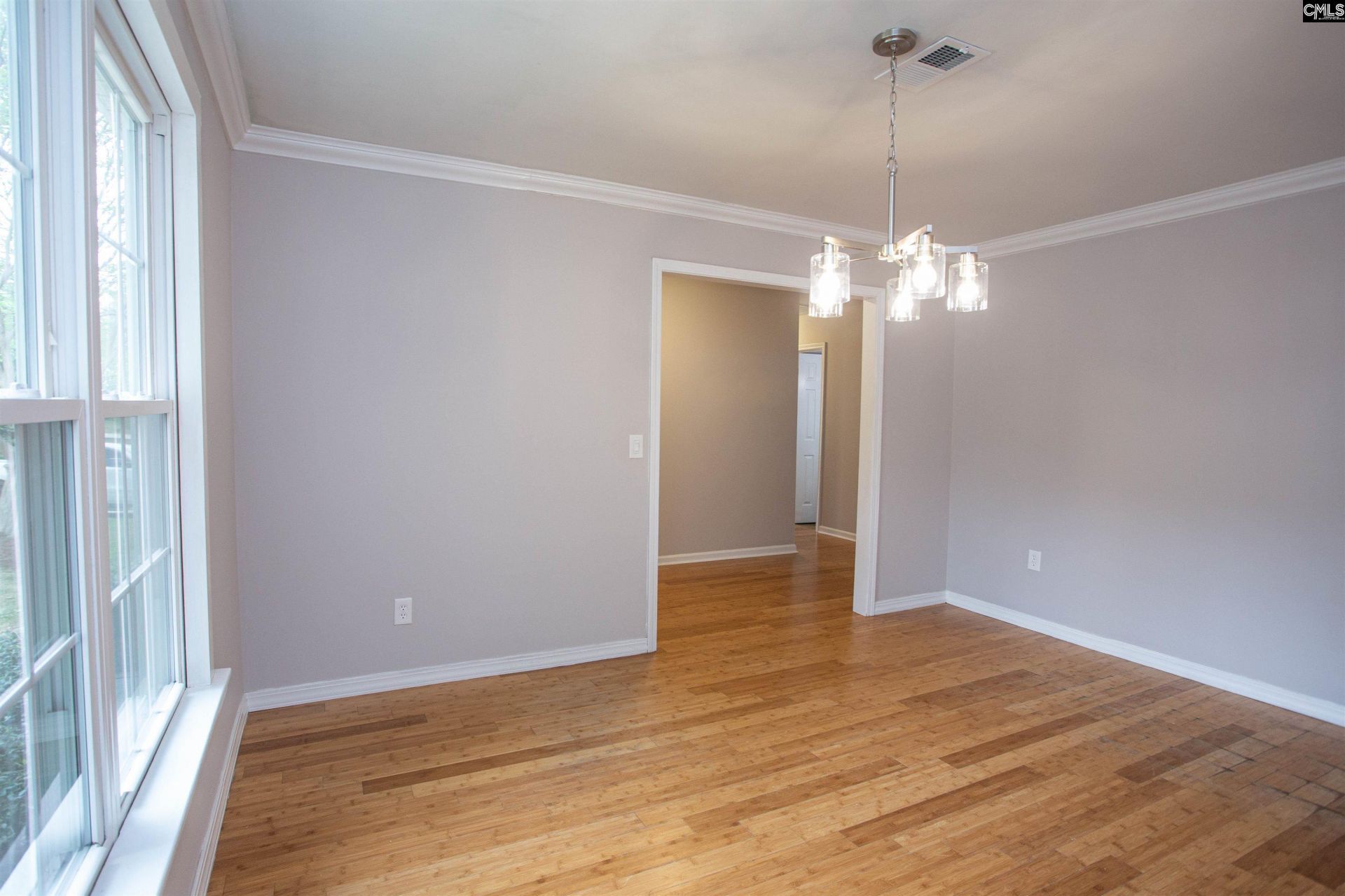 208 Riverwalk Way Photo 5