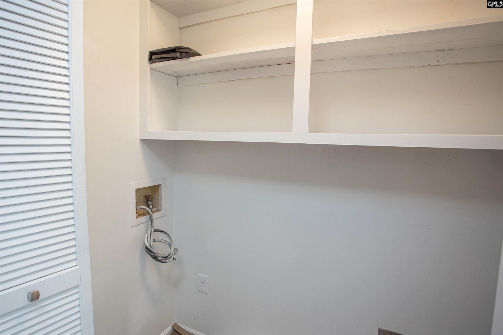 208 Riverwalk Way Photo 8