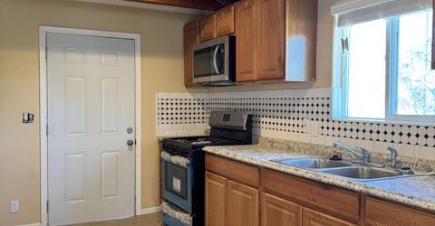 205 E Magnolia Avenue, Tonopah, NV 89049 Photo