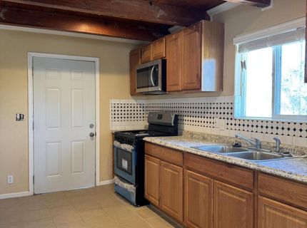 205 E Magnolia Avenue, Tonopah, NV 89049 Photo