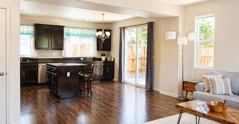 6675 Russian Thistle Drive, Sparks, NV 89436 Photo