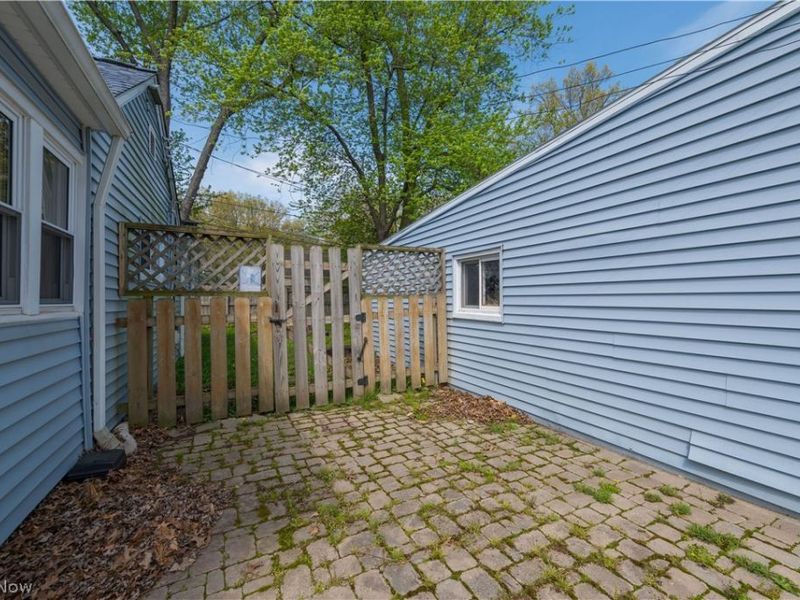 258 Vineyard Road, Avon Lake, OH 44012 Photo 36