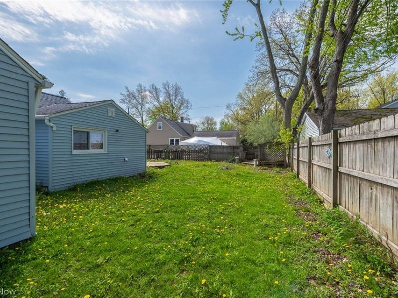 258 Vineyard Road, Avon Lake, OH 44012 Photo 41