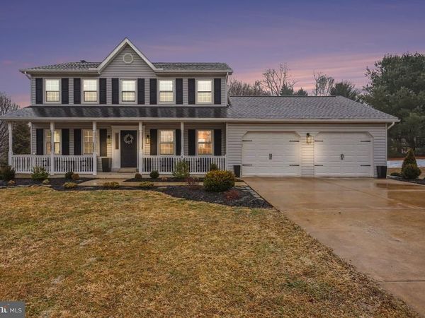 655 RED FOX COURT, LEWISBERRY, PA 17339