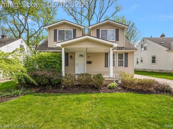 1691 Catalpa Drive, Berkley, MI 48072