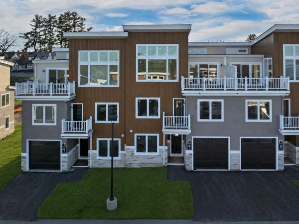 36 Vantage Point Drive, Unit 2, Laconia, NH 03246