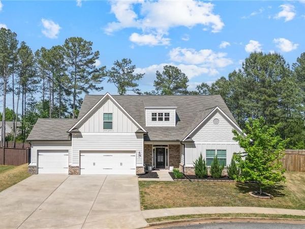 637 Cardigan Drive , Hoschton, GA 30548