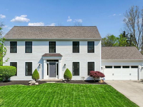 2991 Atoll Drive , Lewis Center, OH 43035