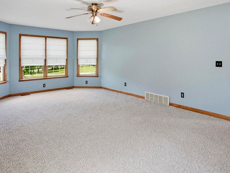 8600 Honeysuckle Drive , Dresden, OH 43821 Photo 39