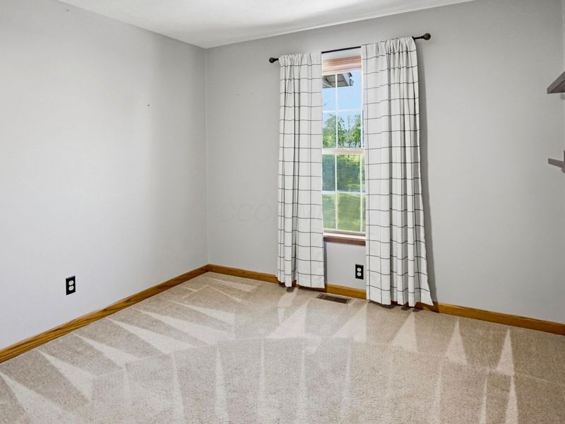 8600 Honeysuckle Drive , Dresden, OH 43821 Photo 45