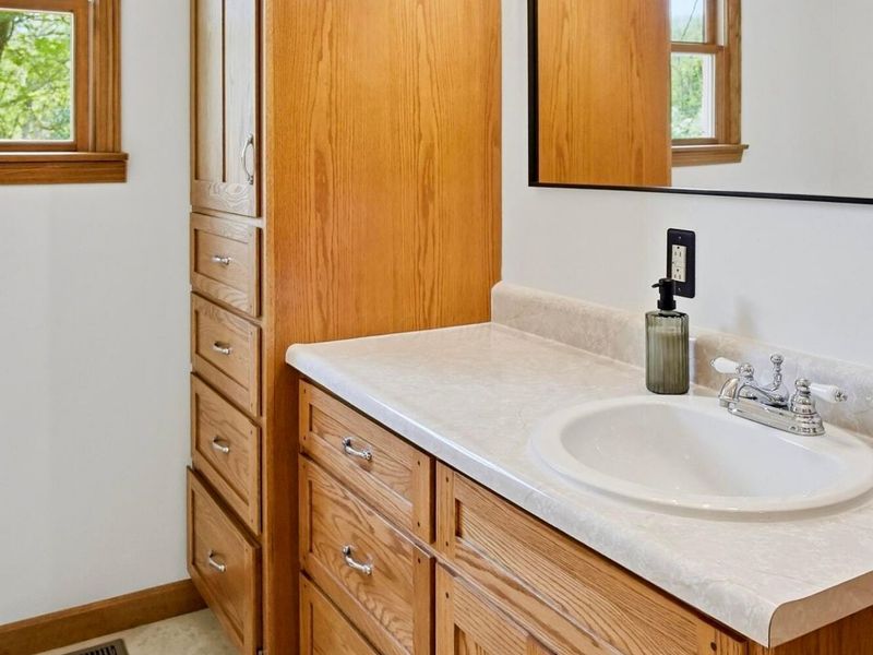 8600 Honeysuckle Drive , Dresden, OH 43821 Photo 50