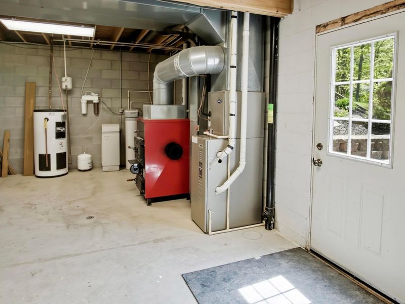 8600 Honeysuckle Drive , Dresden, OH 43821 Photo 57