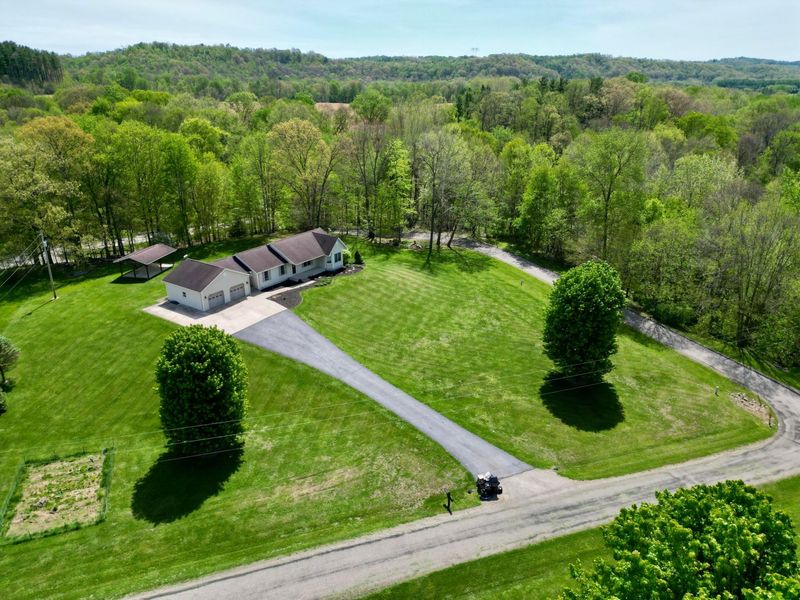 8600 Honeysuckle Drive , Dresden, OH 43821 Photo 69