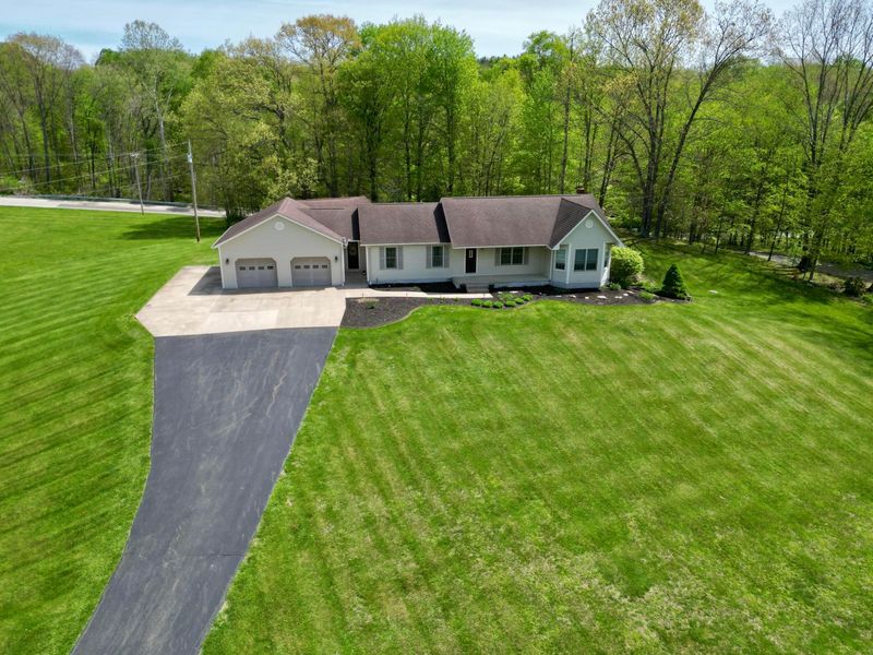 8600 Honeysuckle Drive , Dresden, OH 43821 Photo 74