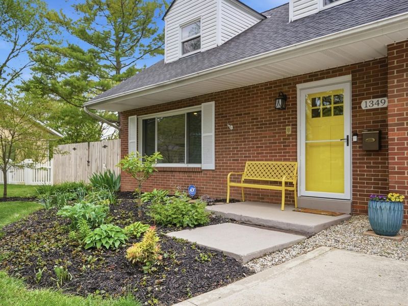 1349 Redwood Court, Columbus, OH 43229 Photo 4