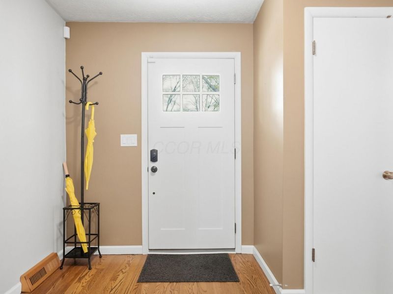 1349 Redwood Court, Columbus, OH 43229 Photo 7