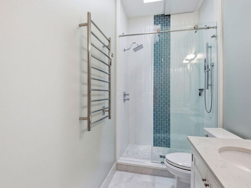 175 E Livingston Avenue, Unit B, Columbus, OH 43215 Photo 20