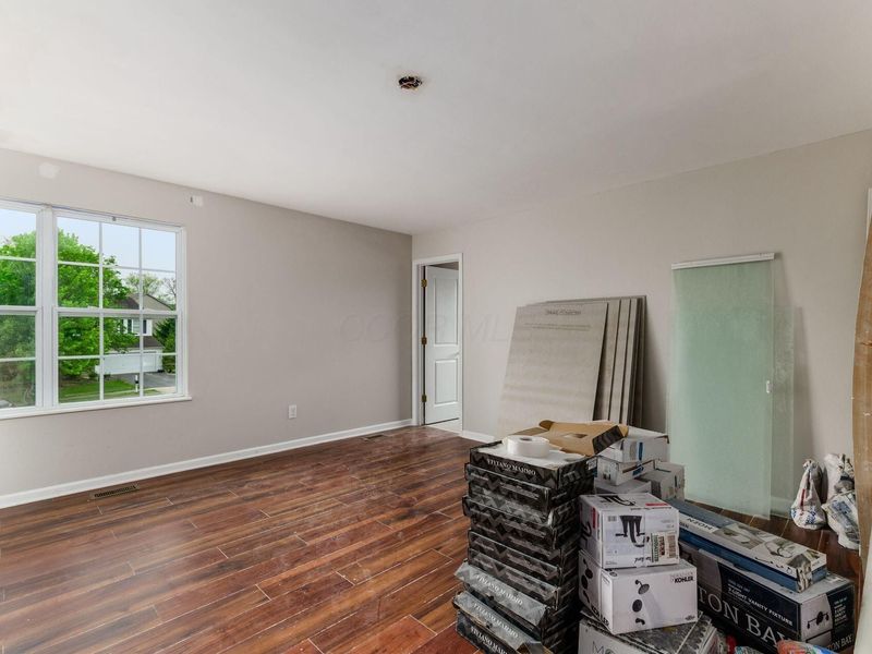 937 Hidden Cove Way , Columbus, OH 43228 Photo 8