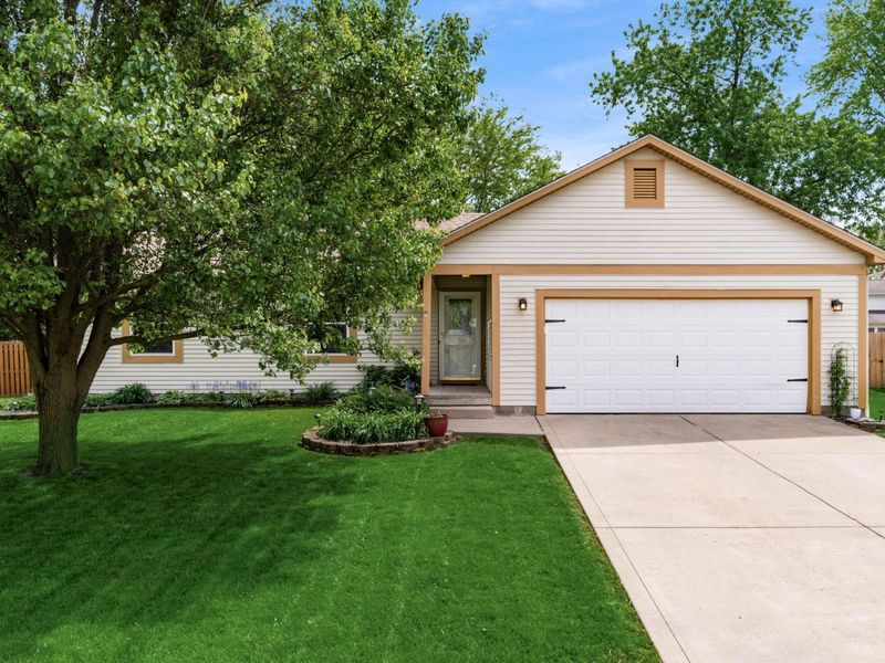 411 Brandy Hill Avenue, Pickerington, OH 43147 Photo 2