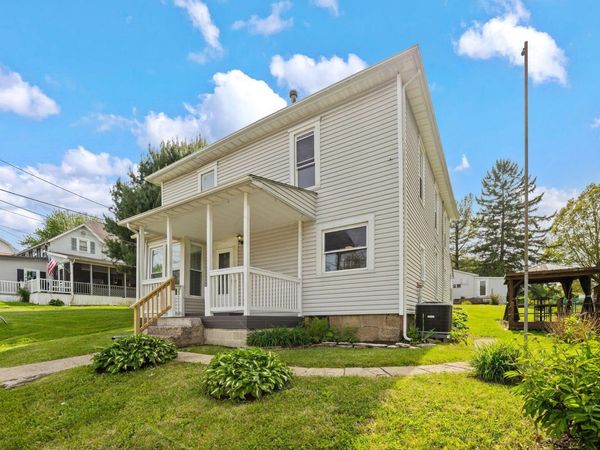 233 N Columbus Street , Somerset, OH 43783