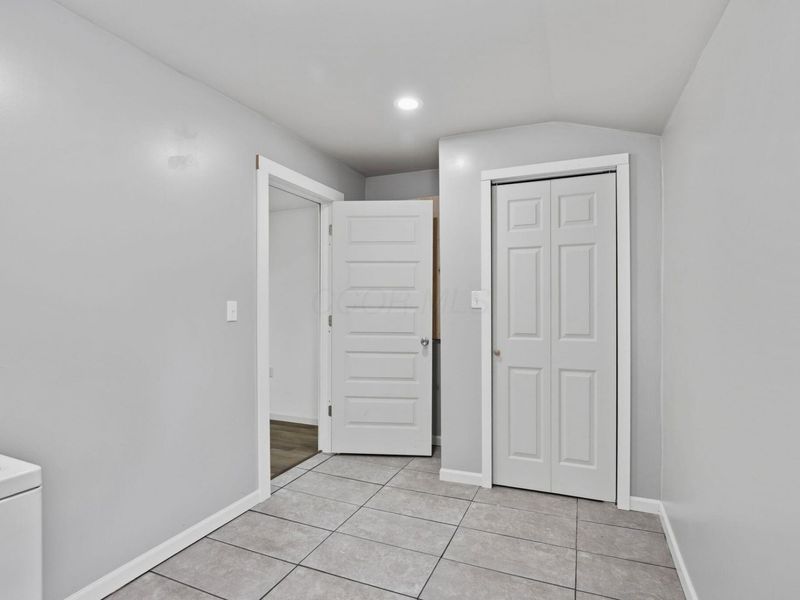 233 N Columbus Street , Somerset, OH 43783 Photo 21