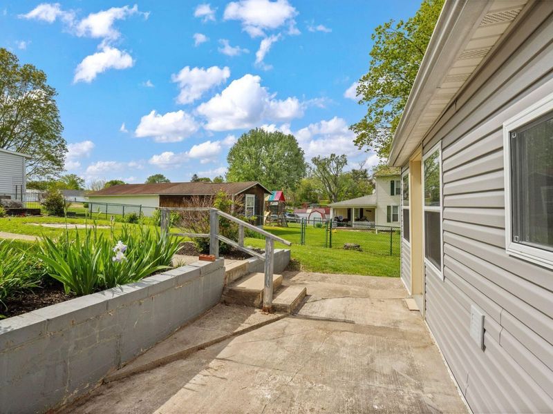 233 N Columbus Street, Somerset, OH 43783 Photo 41