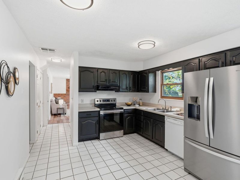 521 Surrey Lane , Marysville, OH 43040 Photo 18