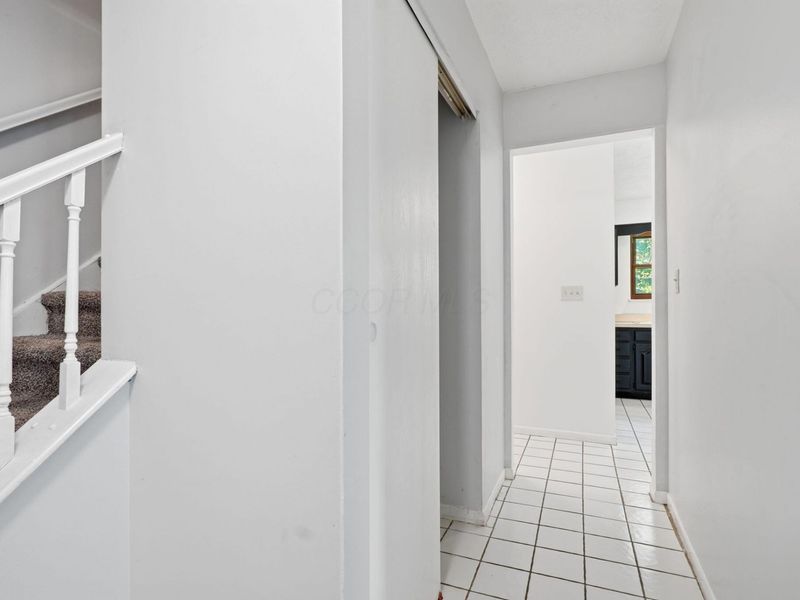 521 Surrey Lane , Marysville, OH 43040 Photo 5