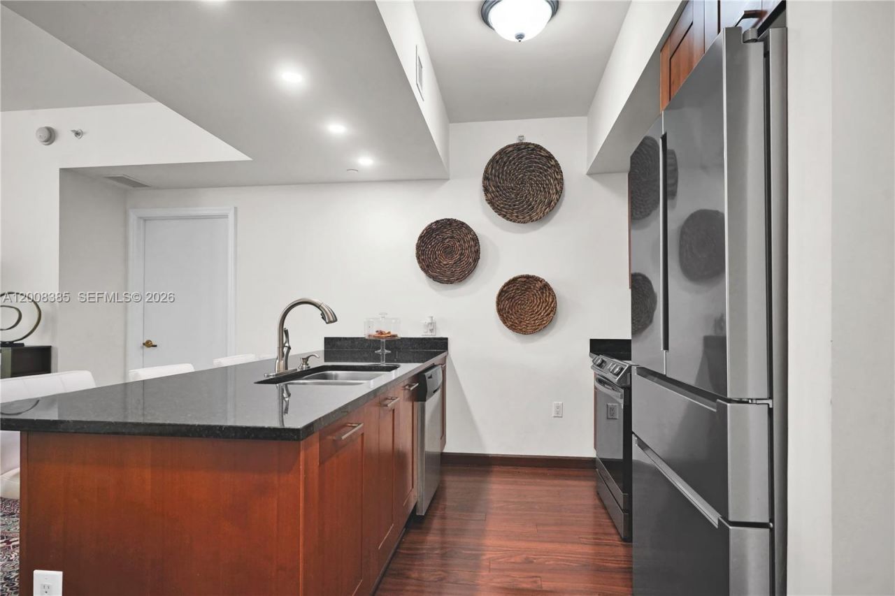 4100 Salzedo St, Unit 411, Coral Gables, FL 33146 Photo