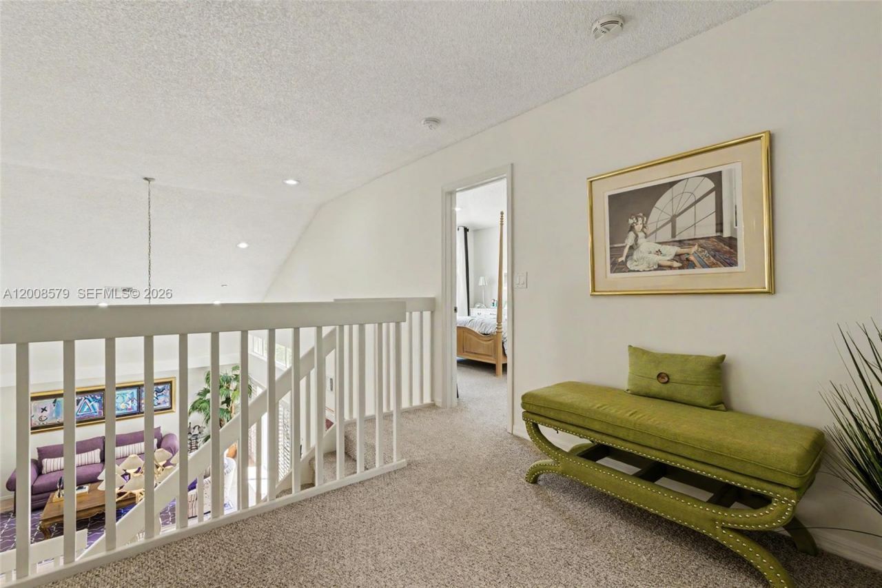 1125 Queen Palm Ct , Hollywood, FL 33019 Photo