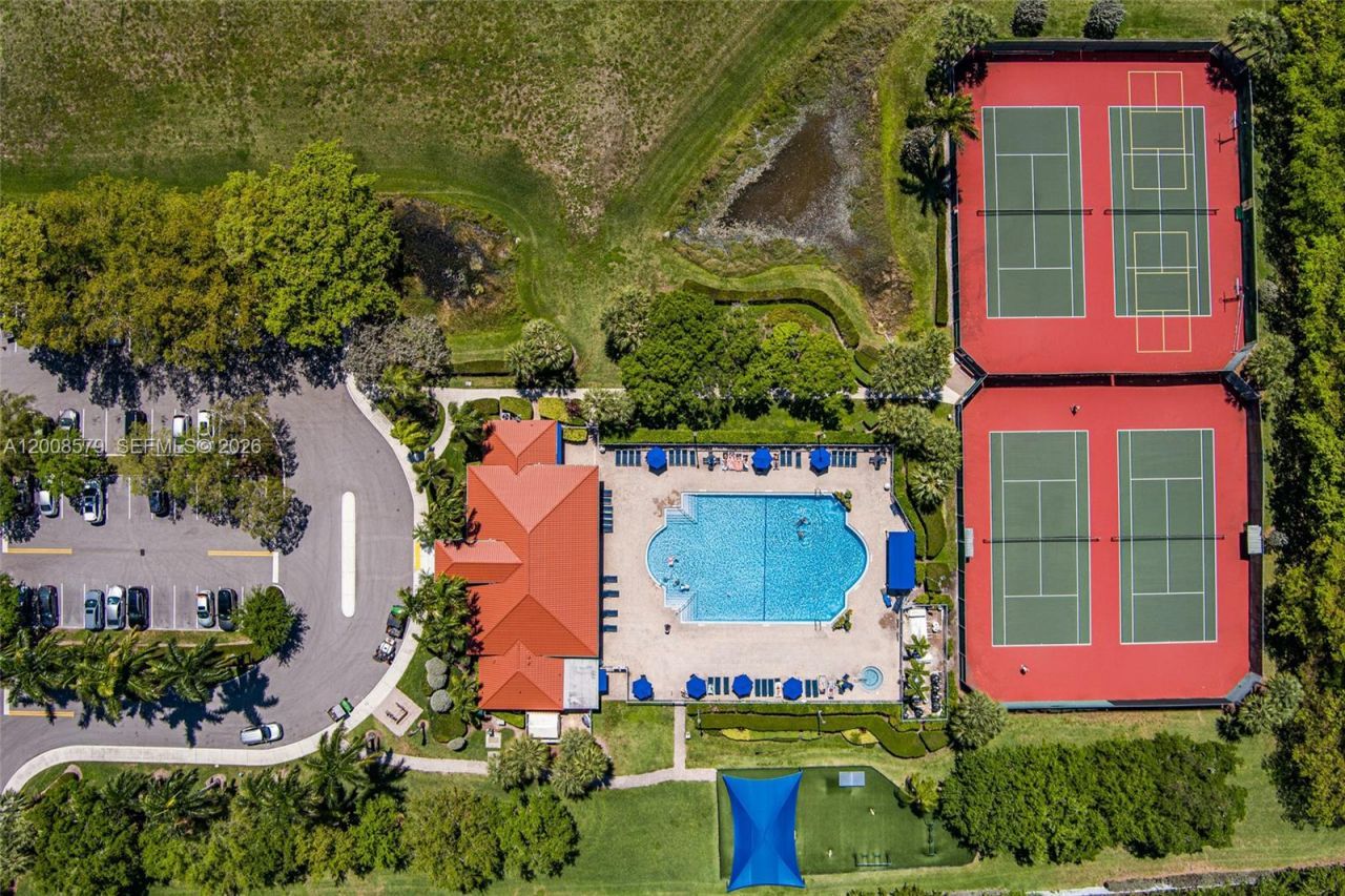 1125 Queen Palm Ct , Hollywood, FL 33019 Photo