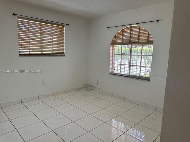 6306 SW 39th St , Miami, FL 33155 Photo
