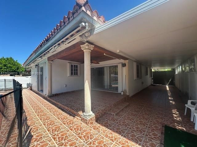 6306 SW 39th St , Miami, FL 33155 Photo
